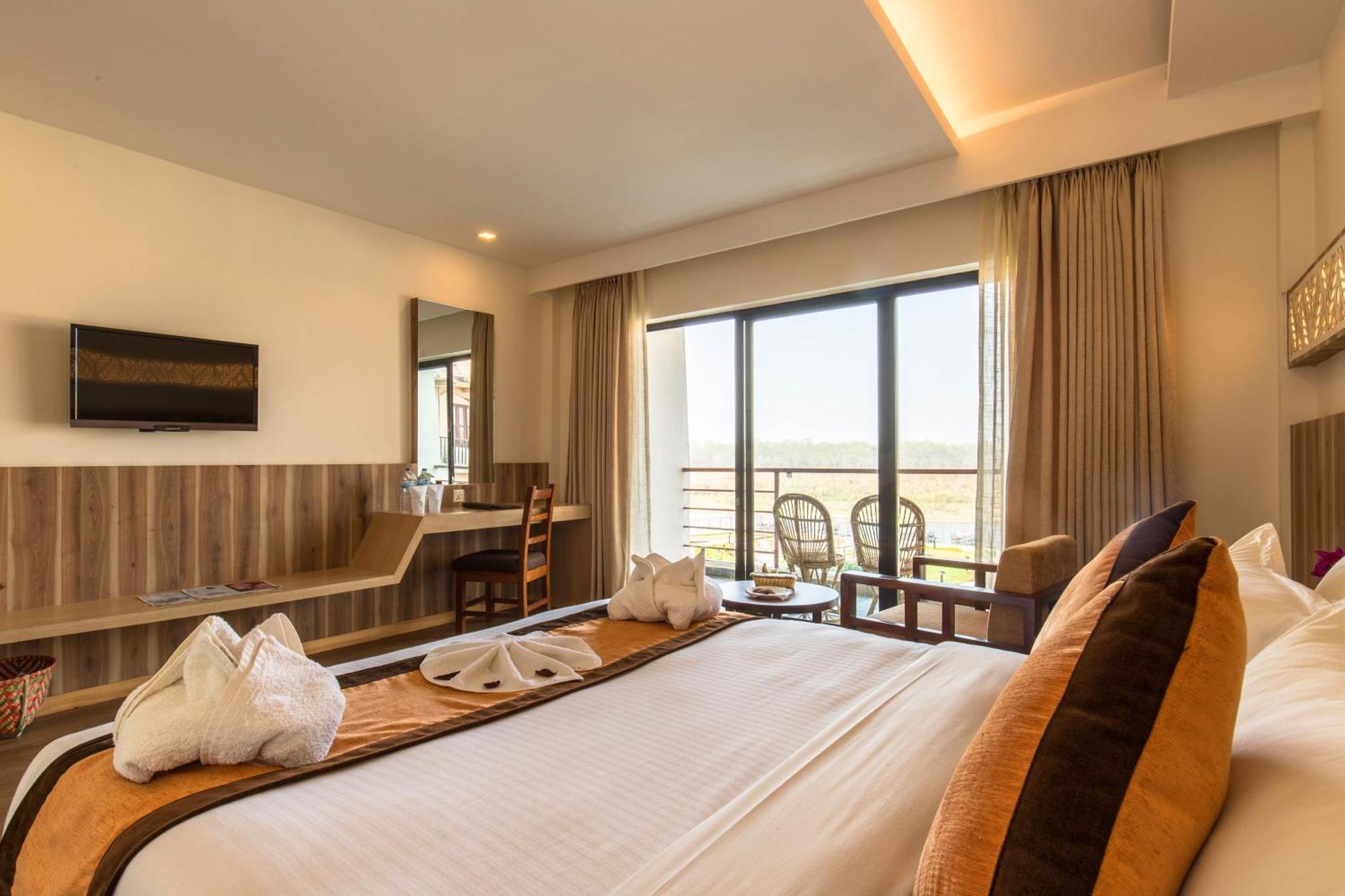 Park Safari Resort, Chitwan National Park Exterior photo