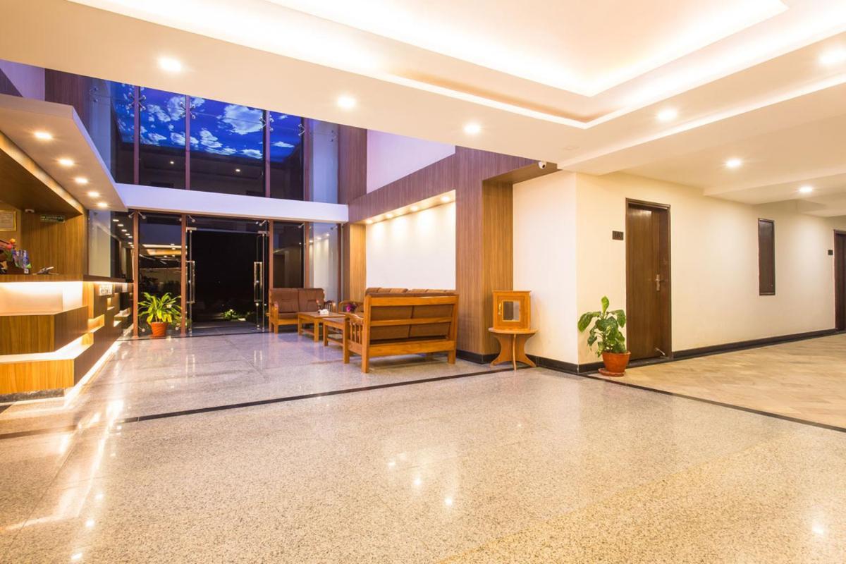 Park Safari Resort, Chitwan National Park Exterior photo
